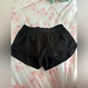 Lululemon Hotty Hot Black Shorts 2.5” Size 8